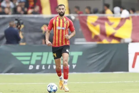 من قلب الغريم.. الإفريقي يضم ياسين مرياح
